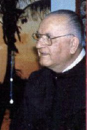 Pe. Janko Bubalo durante uma de suas muitas entrevistas com Vicka em 1983-84. Suas muitas horas de conversa também deram uma visão geral do sétimo, oitavo e nono segredos.