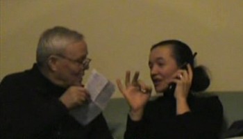 Vicka durante sua entrevista de 2008 com o Padre. Livio Fanzaga (esquerda), diretor da Rádio Maria durante 20 anos. Vicka durante sua entrevista de 2008 com o Padre. Livio Fanzaga (esquerda), diretor da Rádio Maria durante 20 anos.