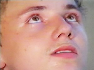Jakov como um adolescente na década de 1980, quando ele ainda teve aparições diárias. Desde que terminou em 12 de setembro de 1998, ele teve uma aparição, uma vez por ano, no dia de Natal