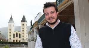 Jovem deficiente foi curado em Medjugorje