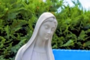 Imagem de Medjugorje parece verter lágrimas na Itália