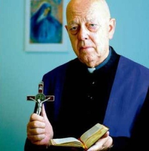 EXORCISTA DO VATICANO AFIRMA: “MEDJUGORJE É FORTALEZA CONTRA SATANÁS !!!”